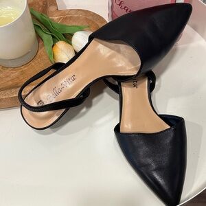Bella Vita Black Slingback Kitten Heels